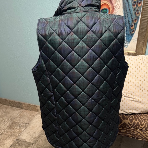 Lands' End Quilted Puffer Vest - Picture 7 of 10